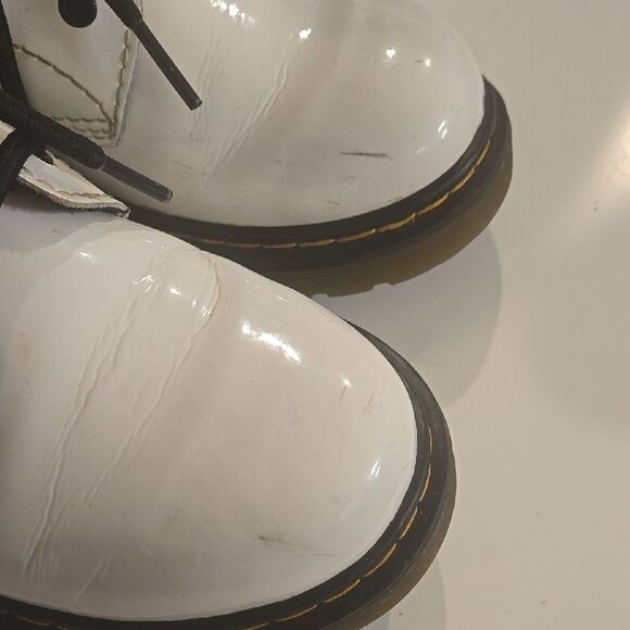 White and Black Combat Moto Boots with Rugged Design - Picture 6 of 9